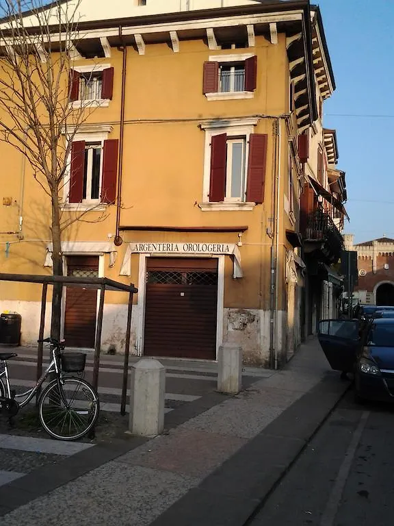 Santa Toscana Guest House Verona