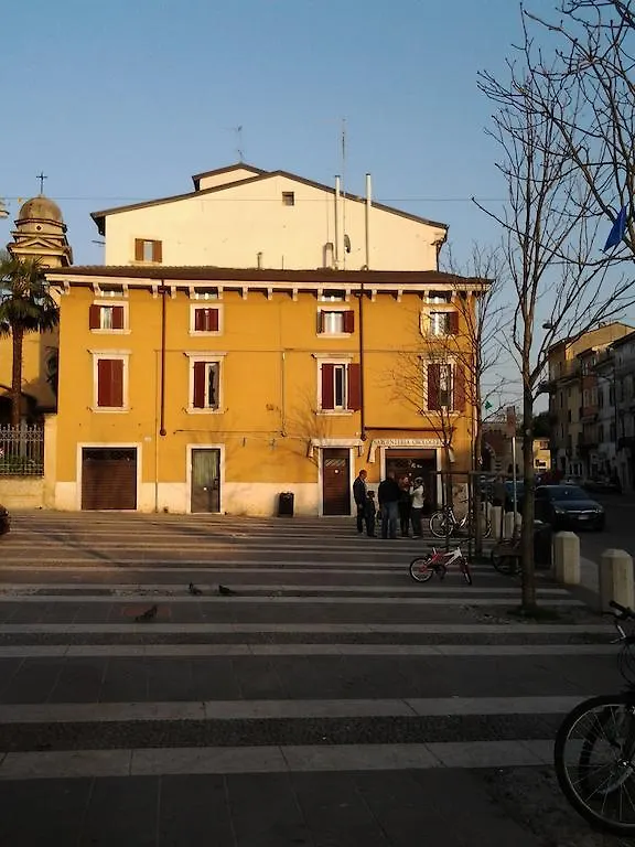 Santa Toscana Guest House Verona 2*,