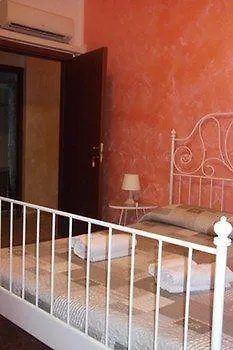 Santa Toscana Guest House ורונה