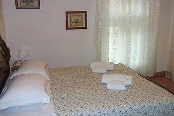 Santa Toscana Guest House Verona 2*,  Italia