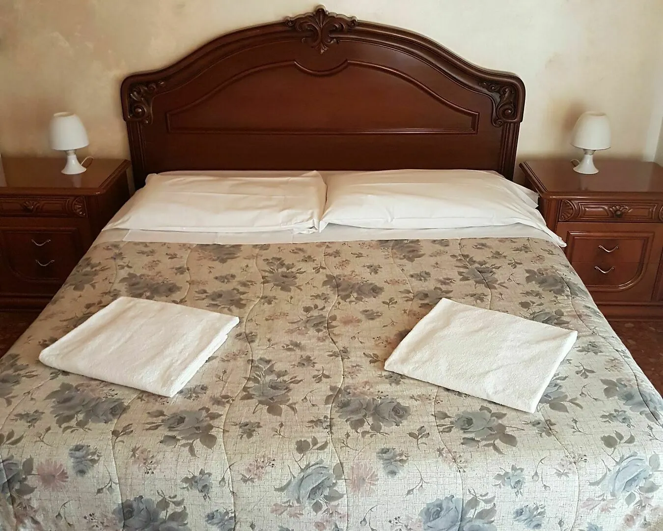 Santa Toscana Guest House  ורונה
